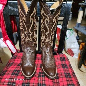 Nocona Rich Brown Leather Boots with Light Tan Embroidery
